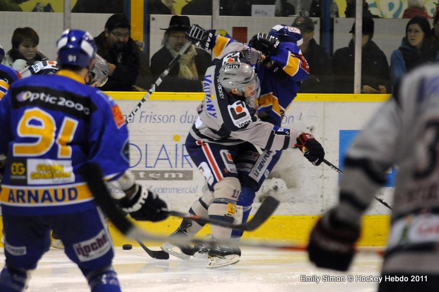Dijon  7 - 4 Grenoble 