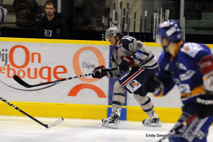 Dijon  7 - 4 Grenoble 