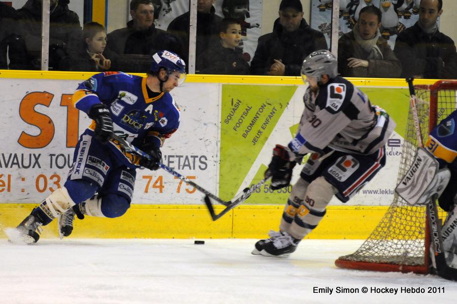 Dijon  7 - 4 Grenoble 