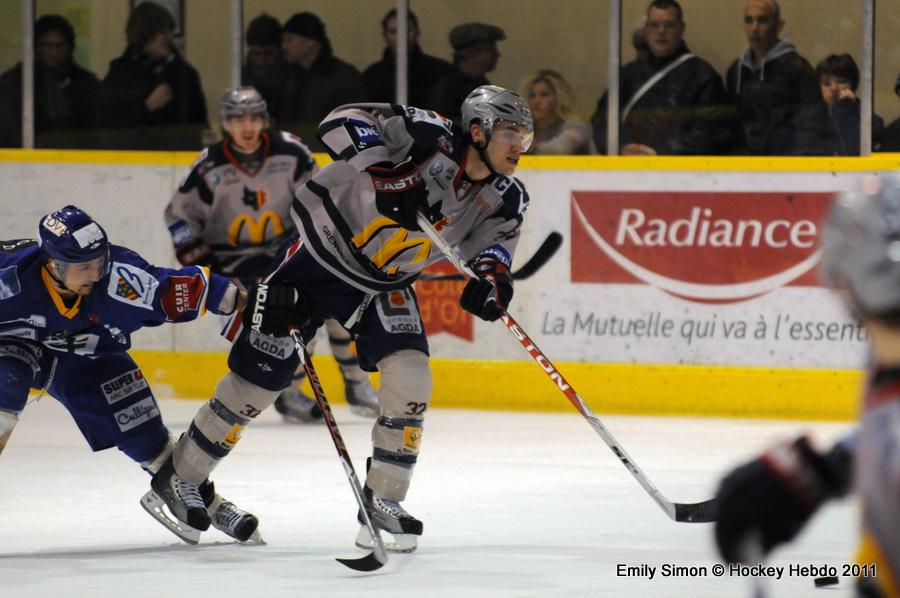 Dijon  7 - 4 Grenoble 