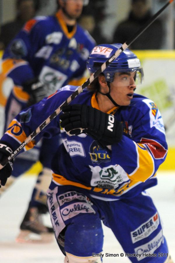 Dijon  7 - 4 Grenoble 