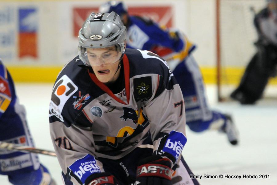 Dijon  7 - 4 Grenoble 