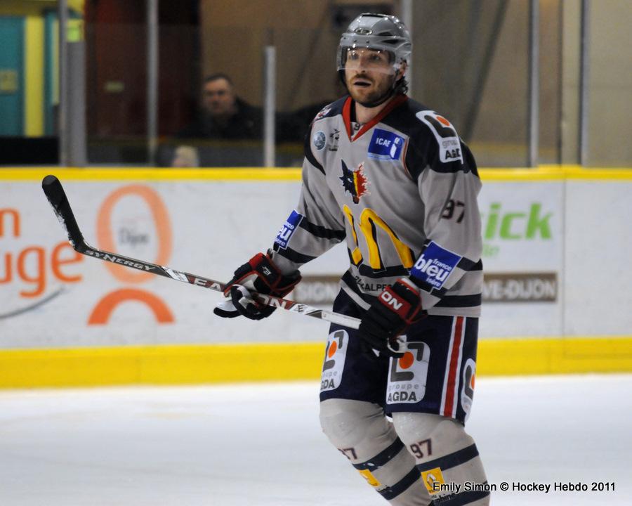 Dijon  7 - 4 Grenoble 