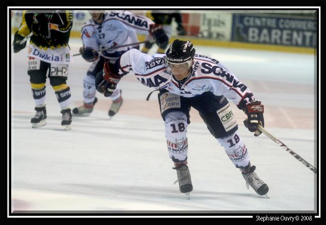 Rouen 4 - 3 Angers 