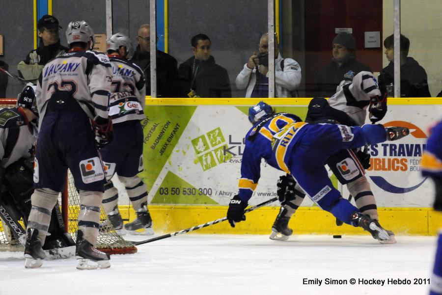 Dijon  7 - 4 Grenoble 
