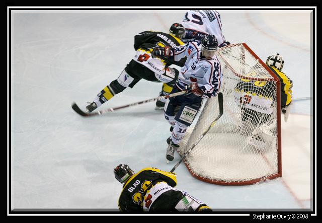 Rouen 4 - 3 Angers 