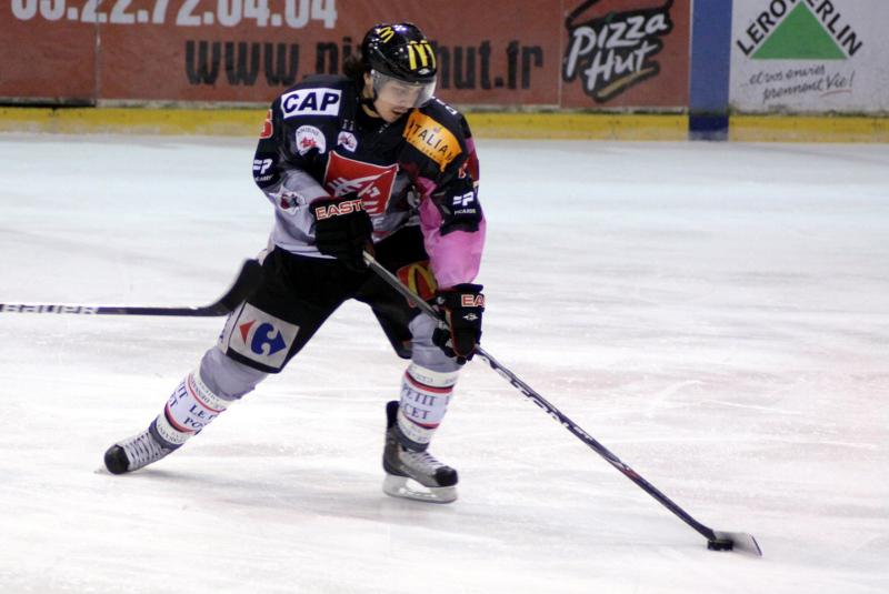 Amiens  5 - 4 Mont-Blanc