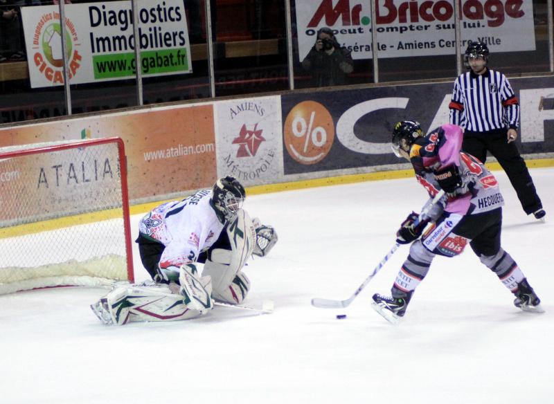 Amiens  5 - 4 Mont-Blanc