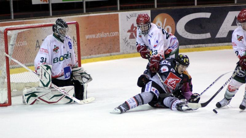Amiens  5 - 4 Mont-Blanc