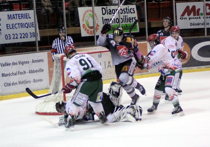 Amiens  5 - 4 Mont-Blanc