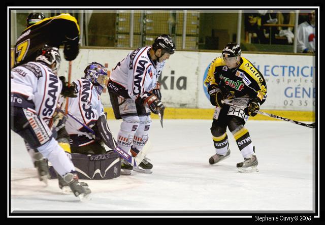 Rouen 4 - 3 Angers 