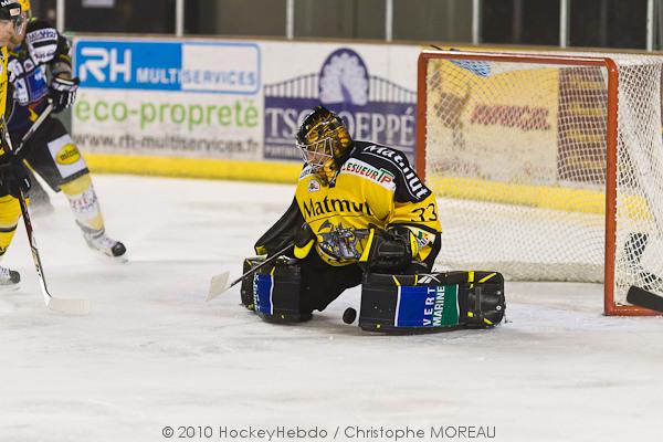 Strasbourg  1 - 4 Rouen