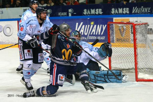 Grenoble  1 - 9 Angers 