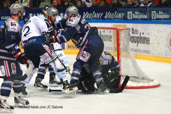 Grenoble  1 - 9 Angers 