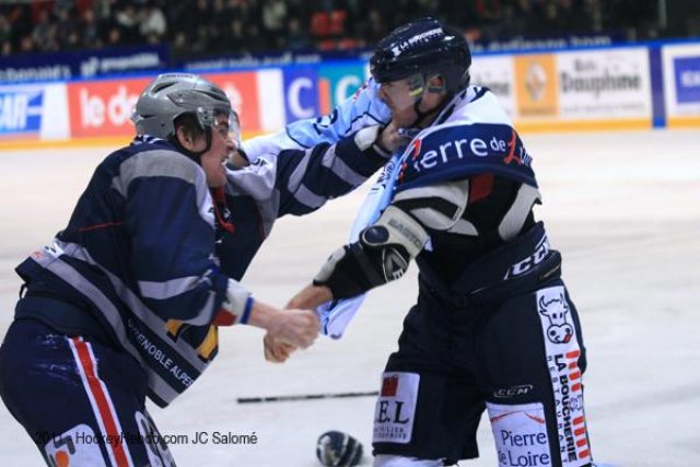 Photo hockey match Grenoble  - Angers  le 22/02/2011
