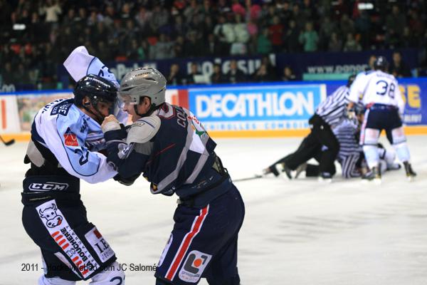 Grenoble  1 - 9 Angers 