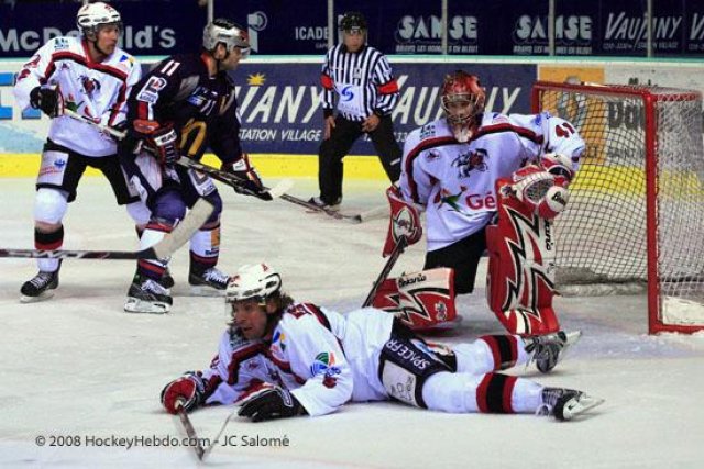 Photo hockey match Grenoble  - Briançon  le 04/10/2008