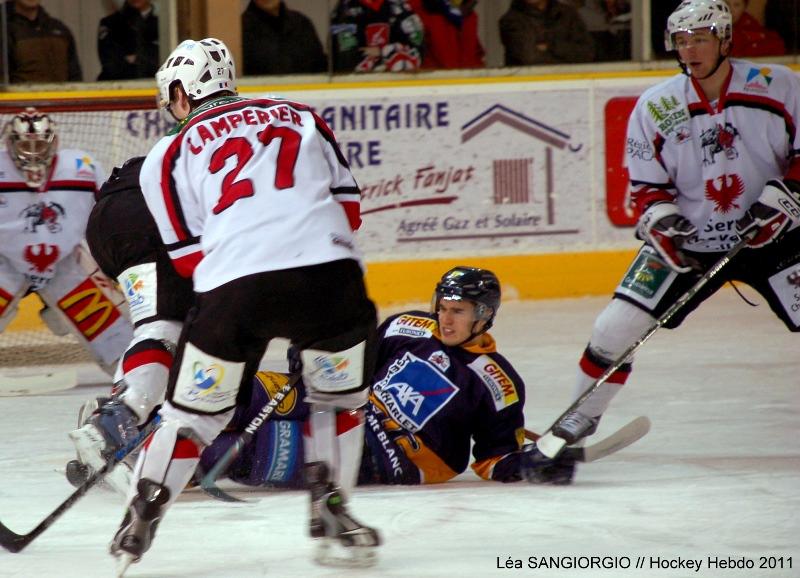 Chamonix  3 - 2 Briançon 