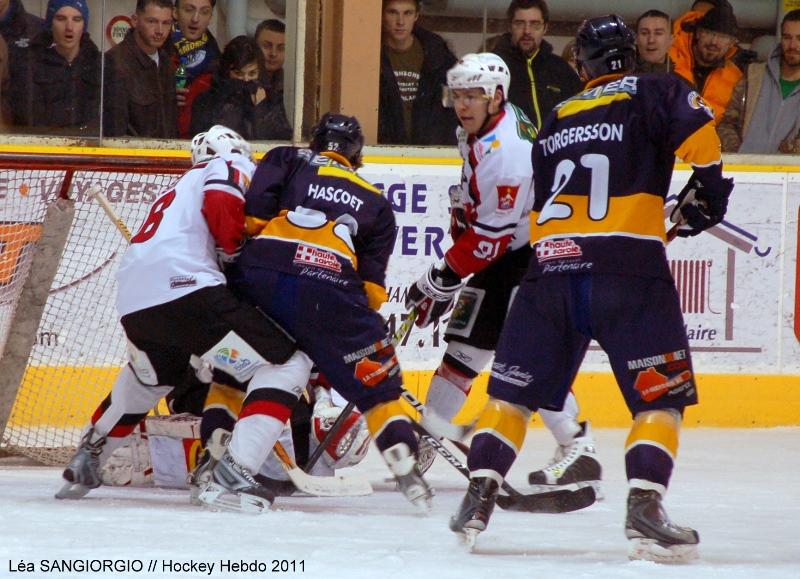 Chamonix  3 - 2 Briançon 