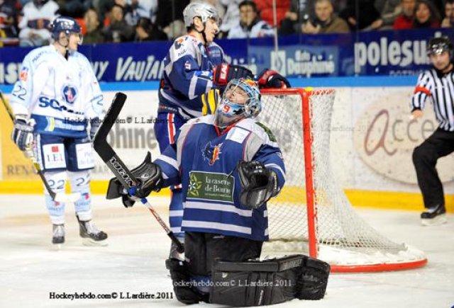 Photo hockey match Grenoble  - Angers  le 22/02/2011