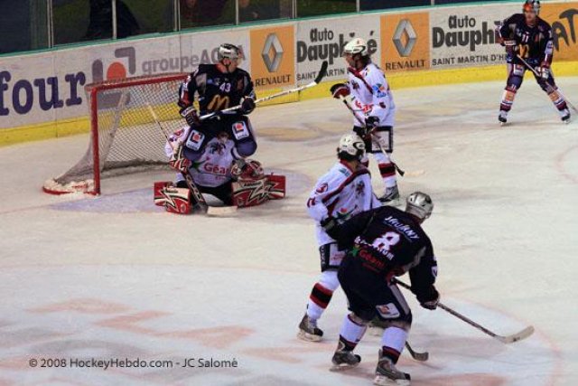 Photo hockey match Grenoble  - Briançon  le 04/10/2008
