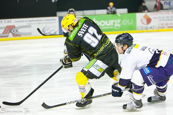 Strasbourg  2 - 3 Chamonix 