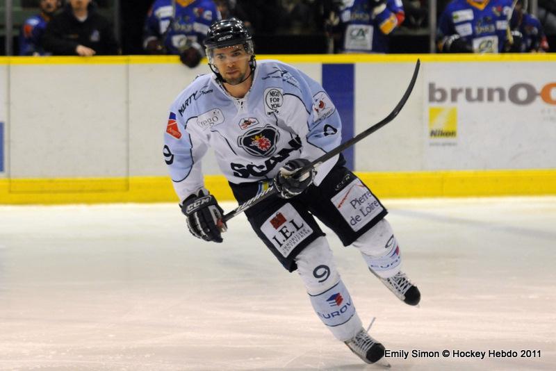 Dijon  3 - 5 Angers 