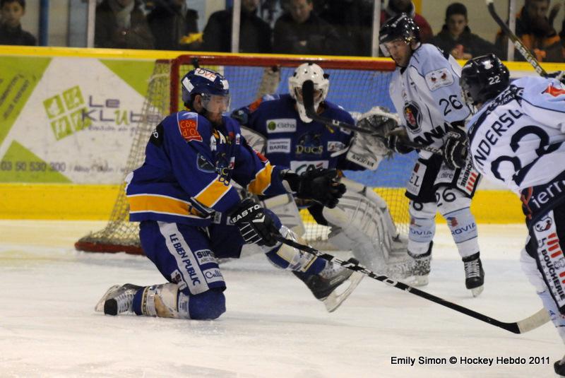 Dijon  3 - 5 Angers 