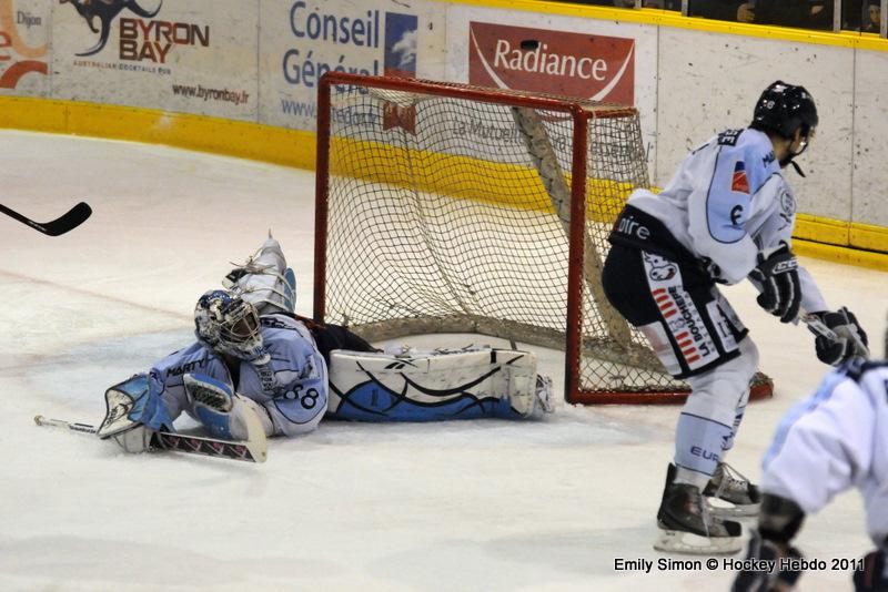 Dijon  3 - 5 Angers 