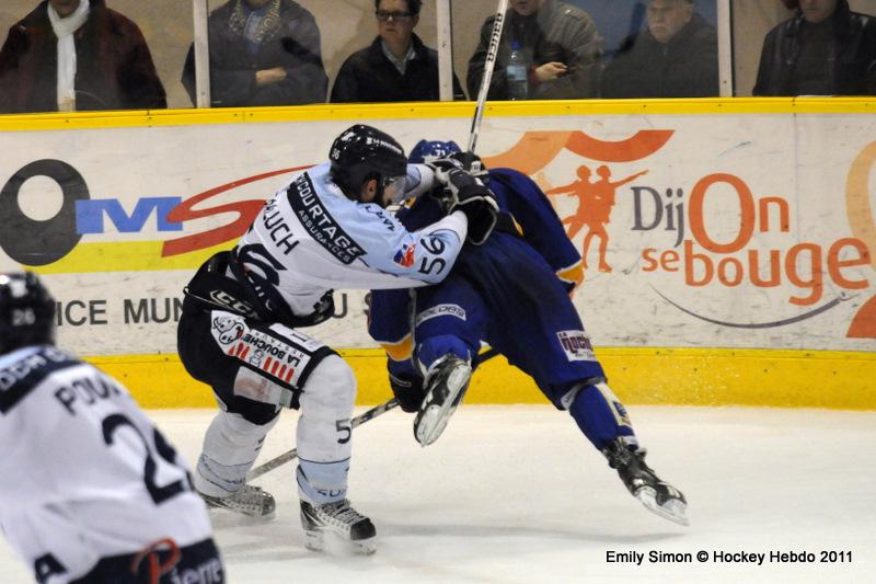 Dijon  3 - 5 Angers 