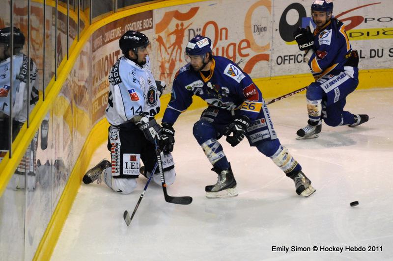 Dijon  3 - 5 Angers 