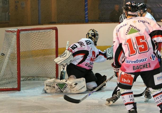 Neuilly/Marne 5 - 8 Amiens 