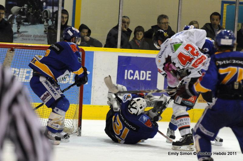 Dijon  3 - 4 Amiens 