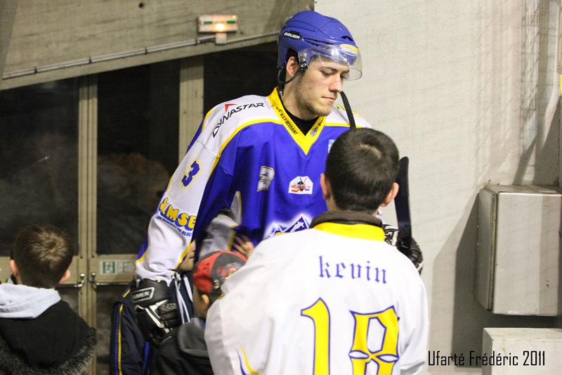 Villard-de-Lans 4 - 3 Grenoble 