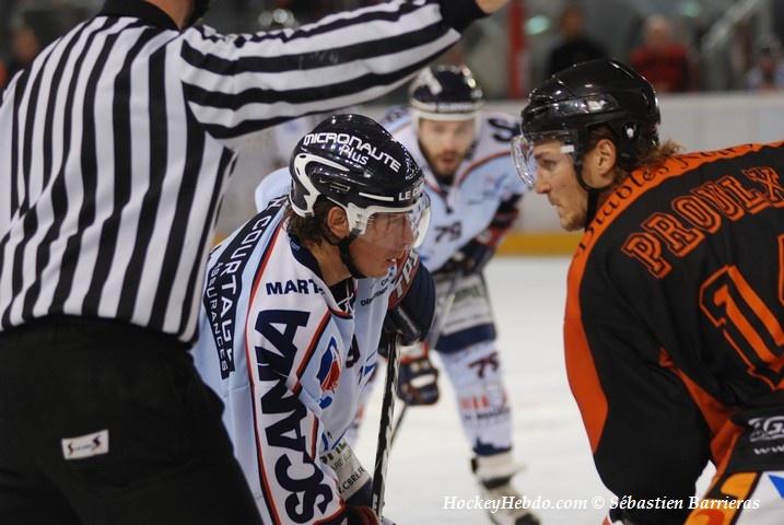 Tours  3 - 4 Angers 
