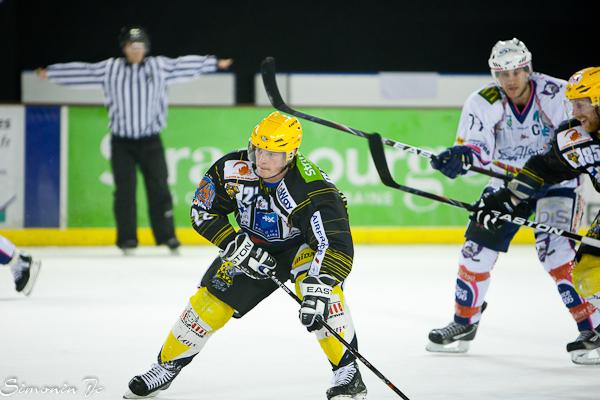 Strasbourg  4 - 1 Epinal 