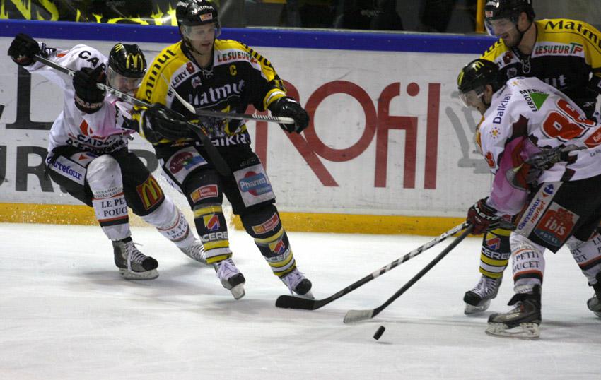 Rouen 5 - 3 Amiens 