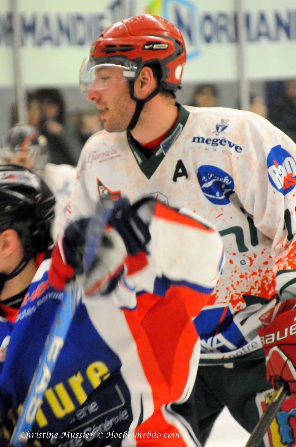 Caen  3 - 2 Mont-Blanc