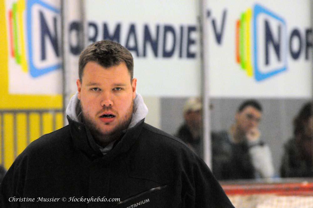 Caen  3 - 2 Mont-Blanc