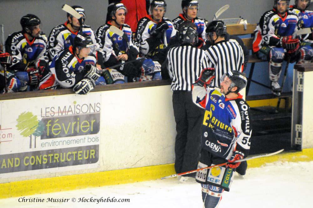 Caen  3 - 2 Mont-Blanc