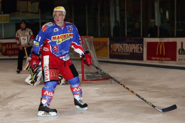 Epinal  3 - 4 Neuilly/Marne