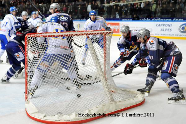Grenoble  2 - 4 Villard-de-Lans