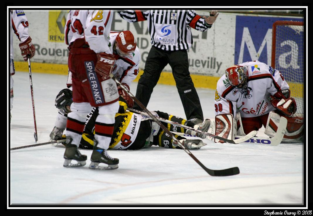Rouen 4 - 2 Briançon 