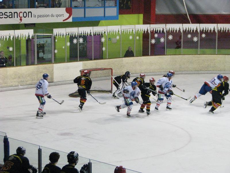 Besançon 3 - 10 Compiègne