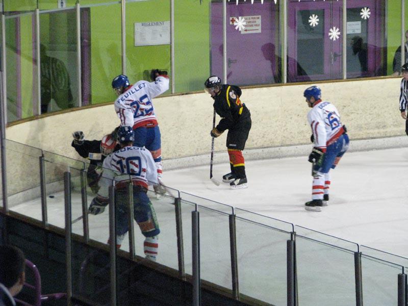 Besançon 3 - 10 Compiègne