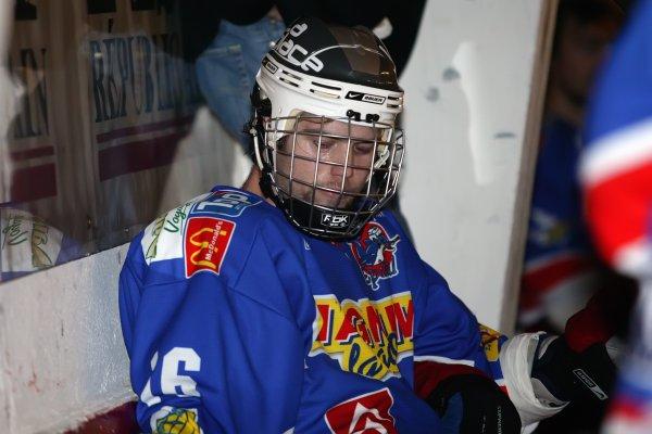 Epinal  3 - 4 Neuilly/Marne