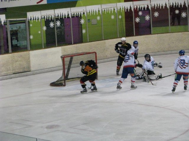 Photo hockey match Besançon - Compiègne le 06/03/2011
