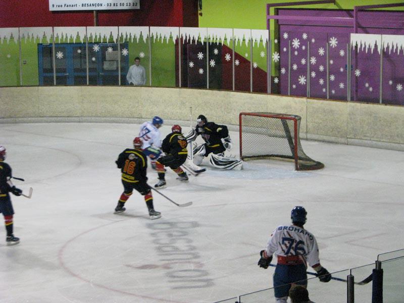 Besançon 3 - 10 Compiègne