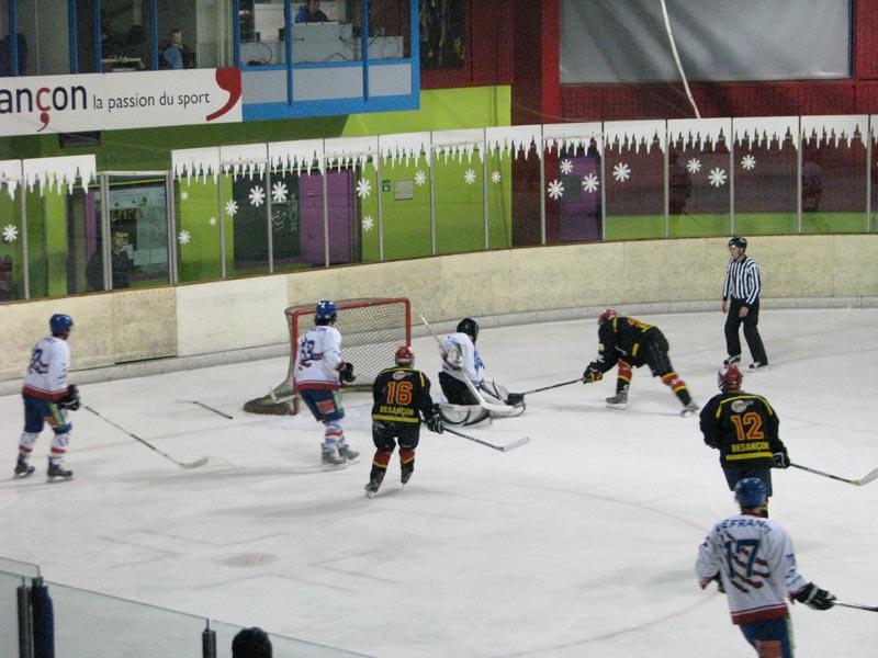 Besançon 3 - 10 Compiègne