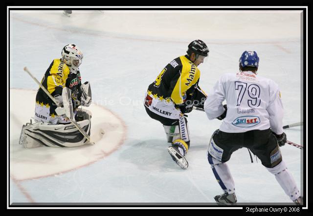 Rouen 7 - 0 Mont-Blanc